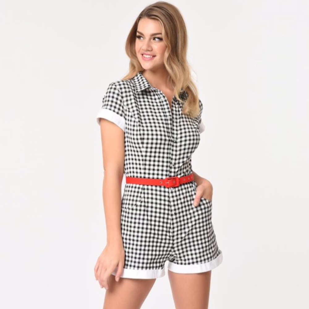 Unique Vintage checkered romper size L